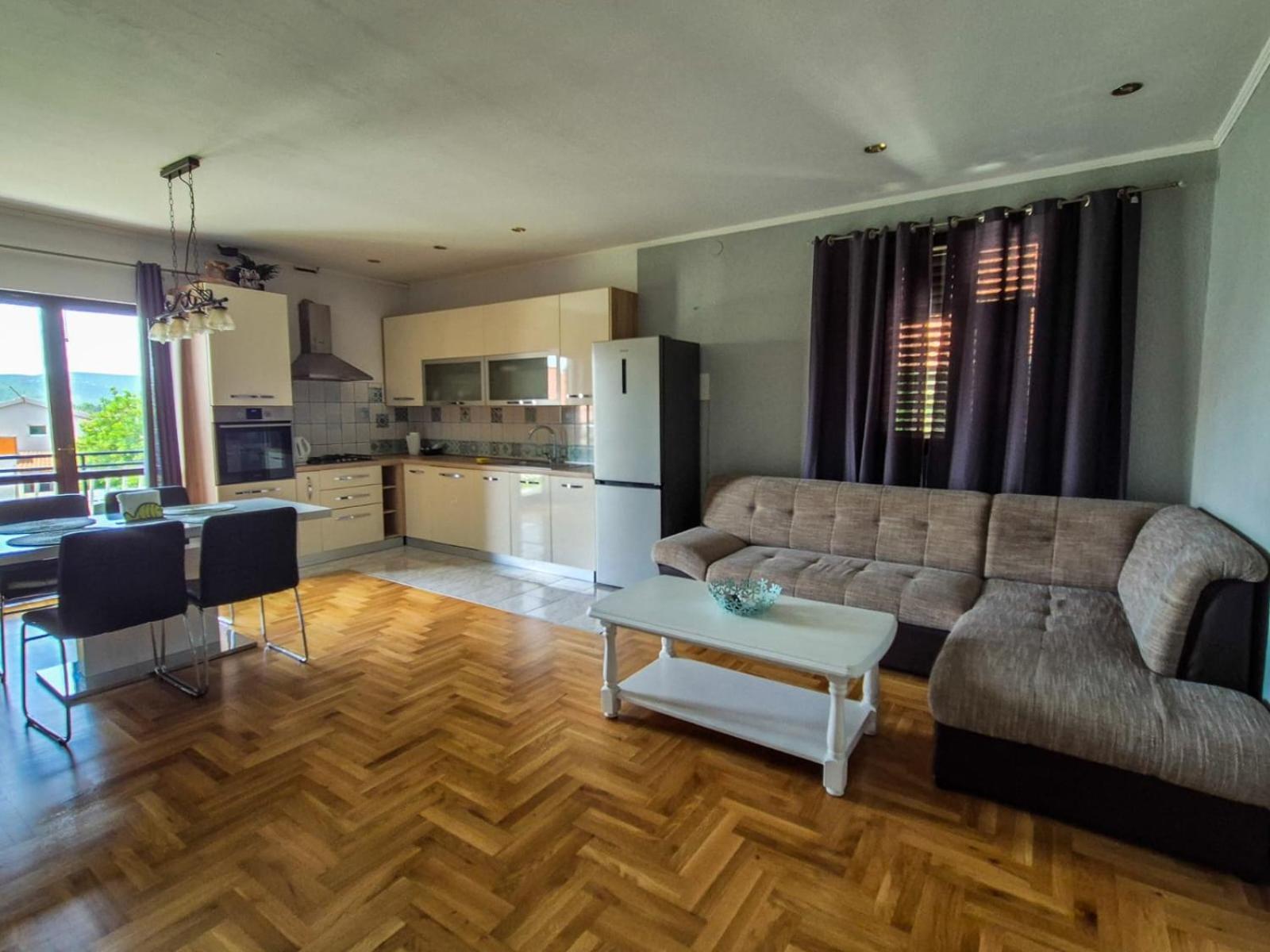 Apartments And Pansion M&R Turanj Zewnętrze zdjęcie