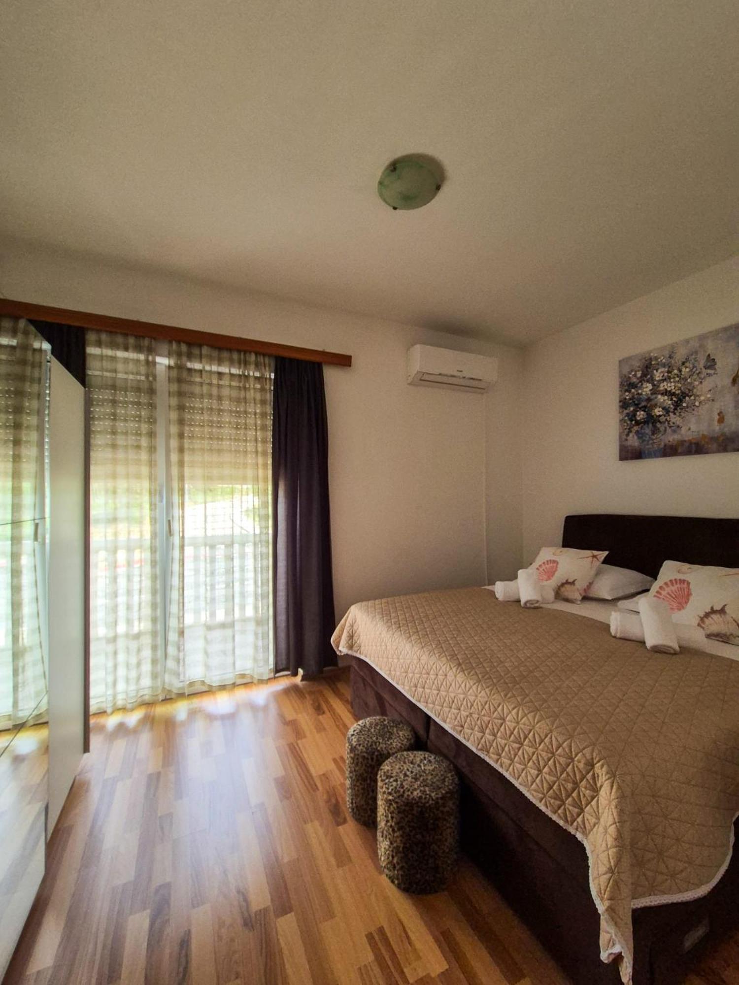 Apartments And Pansion M&R Turanj Zewnętrze zdjęcie